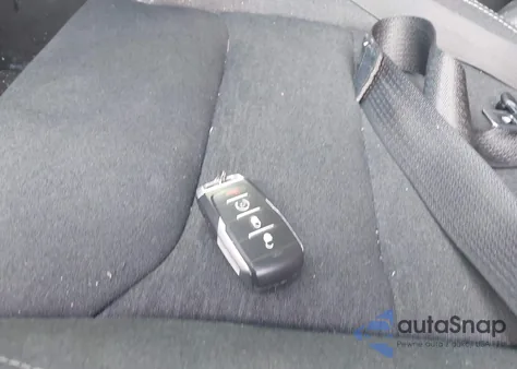 2025 Ram 1500 Big Horn 4X4 5'7 Box из США, поврежденный, VIN 1C6SRFFP7SN539461